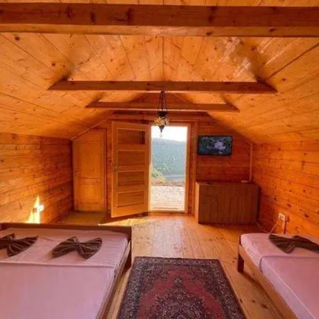 Vikendice Moskva Uvac *