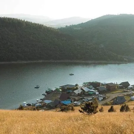 Vikendice Moskva Uvac Sjenica