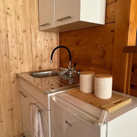 Vikendice Moskva Uvac Sjenica