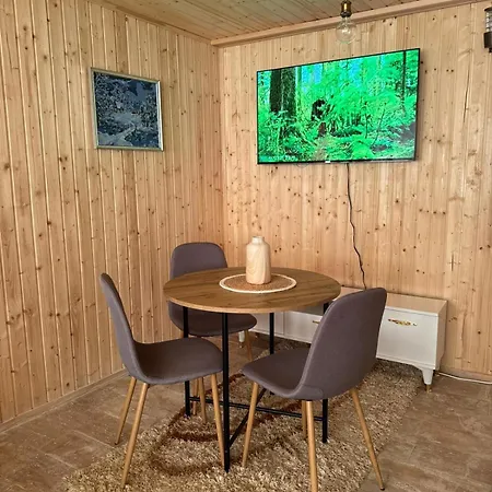 Vikendice Moskva Uvac