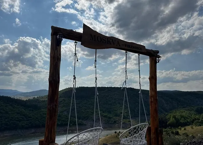 Vikendice Moskva Uvac